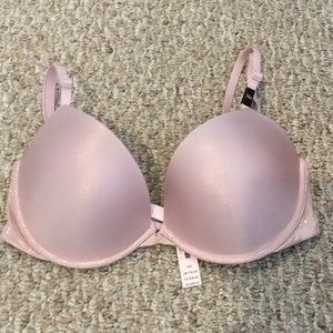 New with tags Victoria's Secret bra 34D
